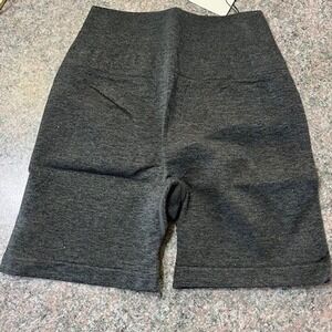 New Seamless High Waisted Biker Shorts Charcoal Grey Recycled Fabric Yoga Gym S